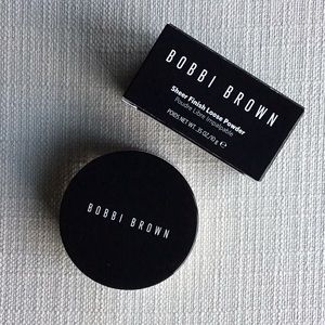 Bobbi brown SHEER FINISH LOOSE POWDER - Soft Porcelain